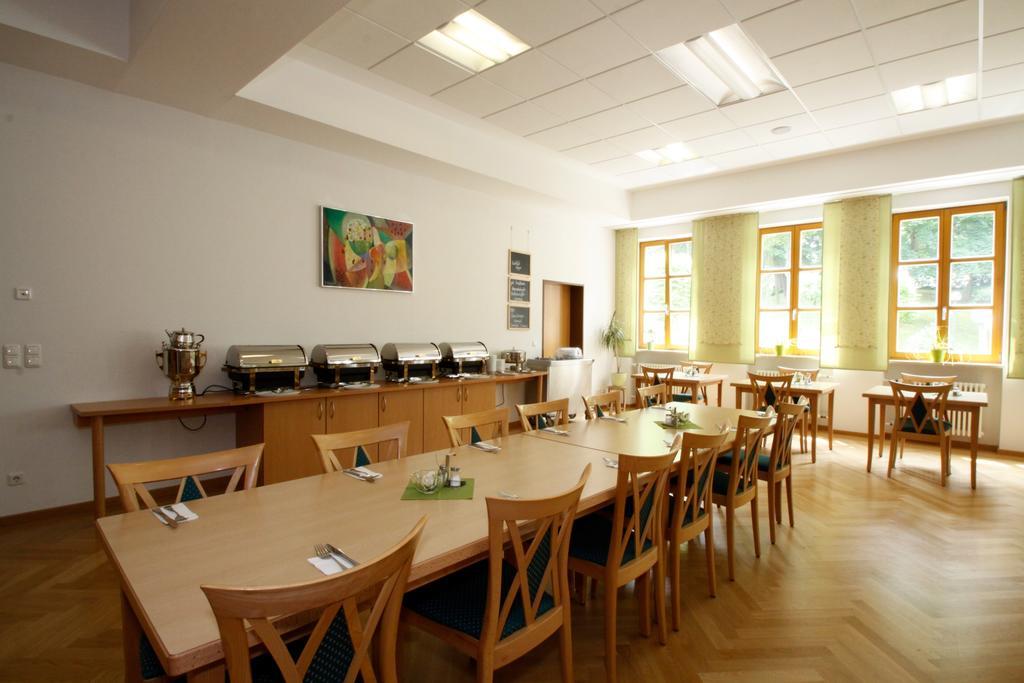 Kloster St. Josef Neumarkt in der Oberpfalz Quarto foto