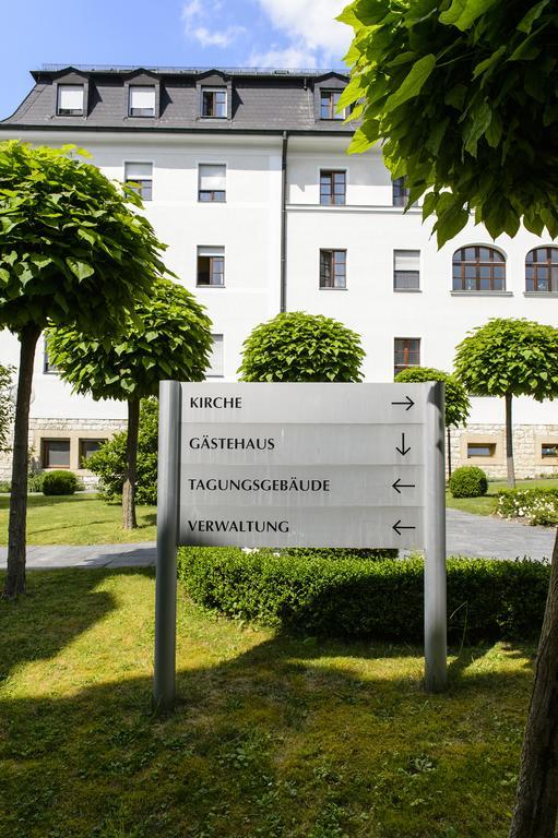 Kloster St. Josef Neumarkt in der Oberpfalz Exterior foto
