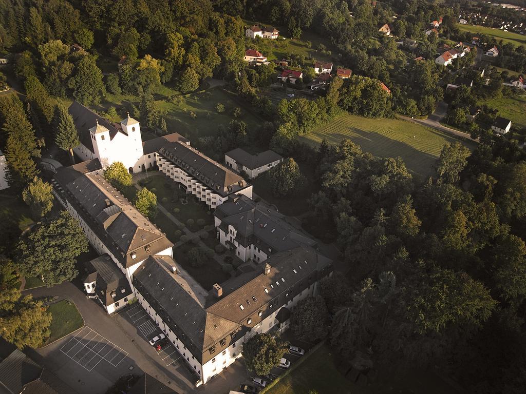 Kloster St. Josef Neumarkt in der Oberpfalz Exterior foto