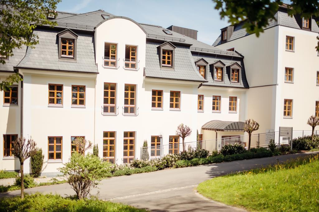 Kloster St. Josef Neumarkt in der Oberpfalz Exterior foto