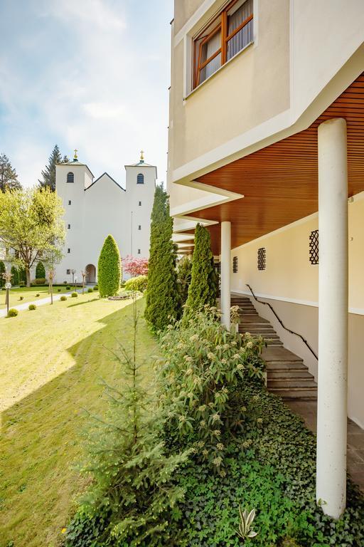 Kloster St. Josef Neumarkt in der Oberpfalz Exterior foto